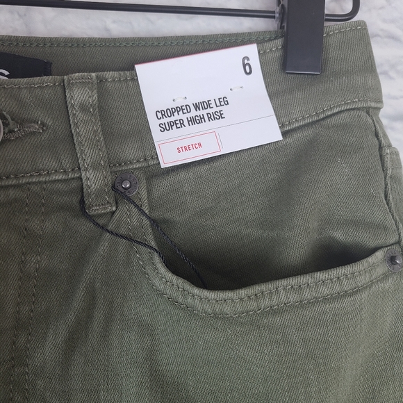 Express|NWT Super High Waisted Cropped Wide Leg - Picture 3 of 6